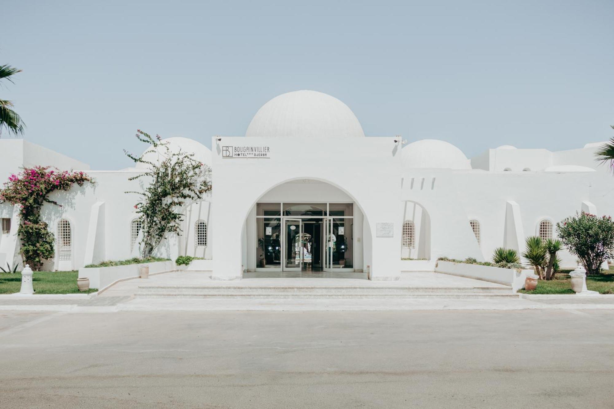 Hotel Bougainvillier Djerba Taguermess Exterior foto
